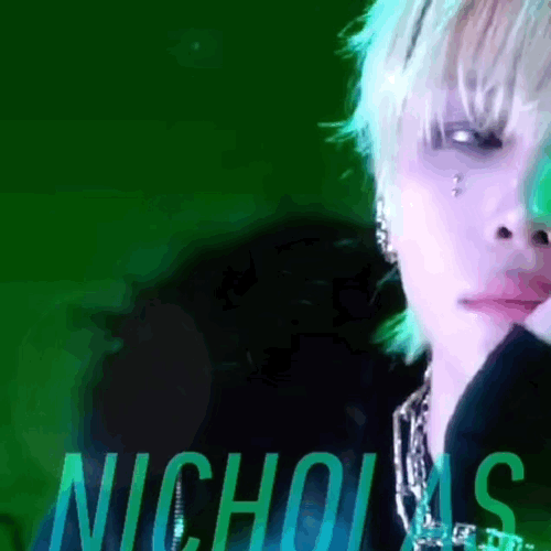 Nicholas (&TEAM)的最新照片