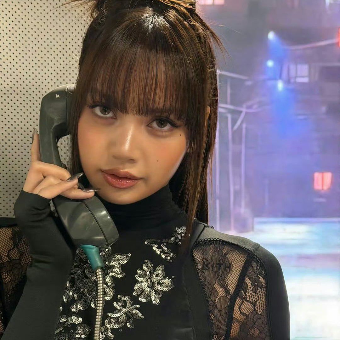 Foto terbaru Lisa (BLACKPINK)