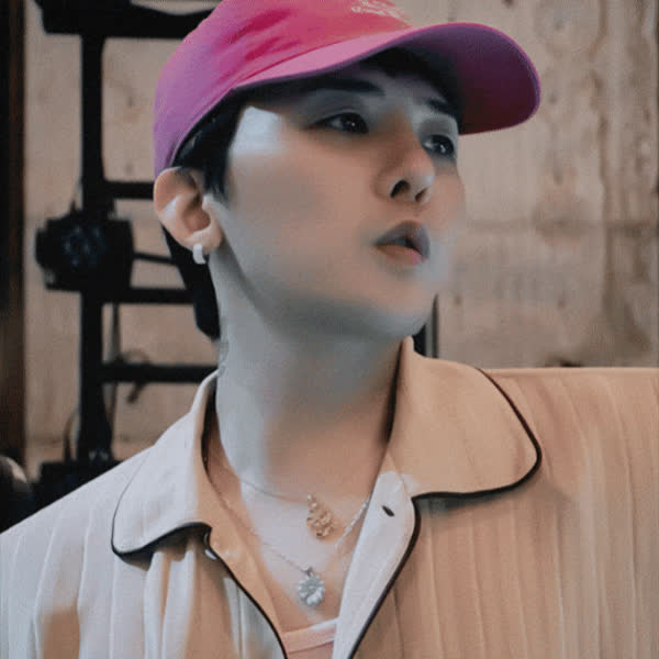 G-DRAGON (BIGBANG)の魅力を収めた代表写真