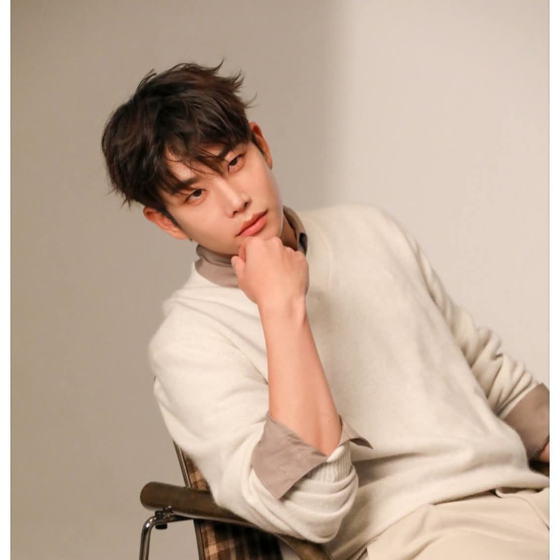 Latest photo of MJ (ASTRO)