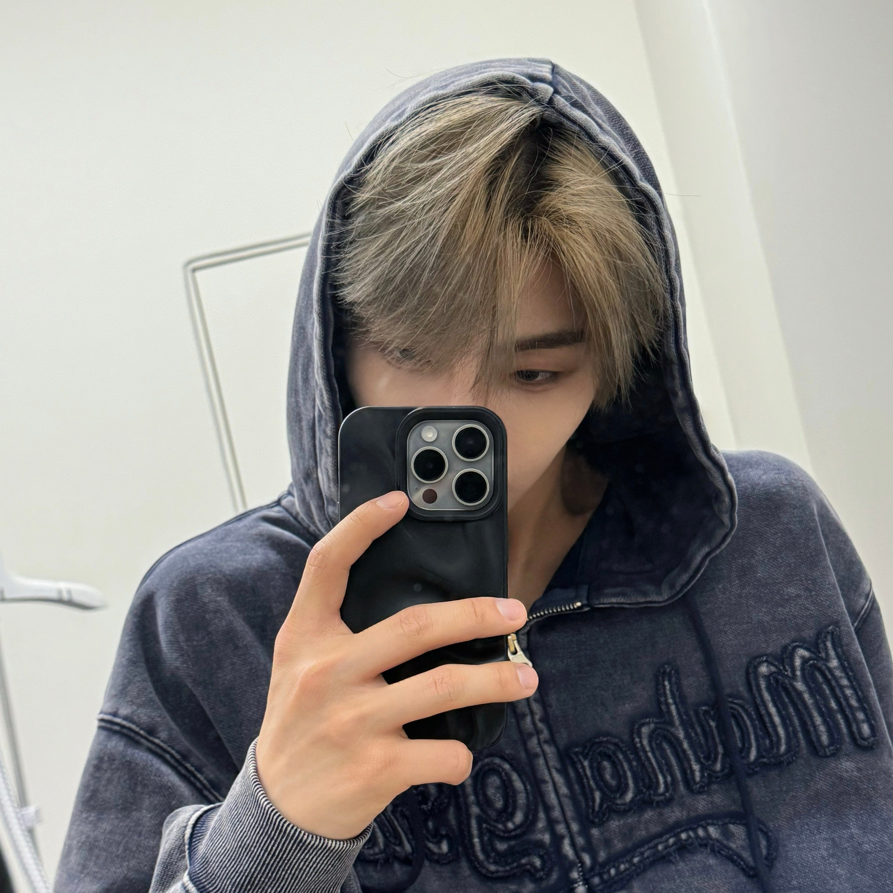 Latest photo of He Xinlong (ALPHA DRIVE ONE)