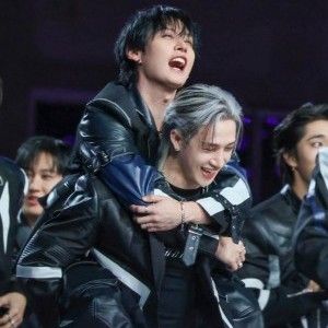 Stray Kids의 최신 사진