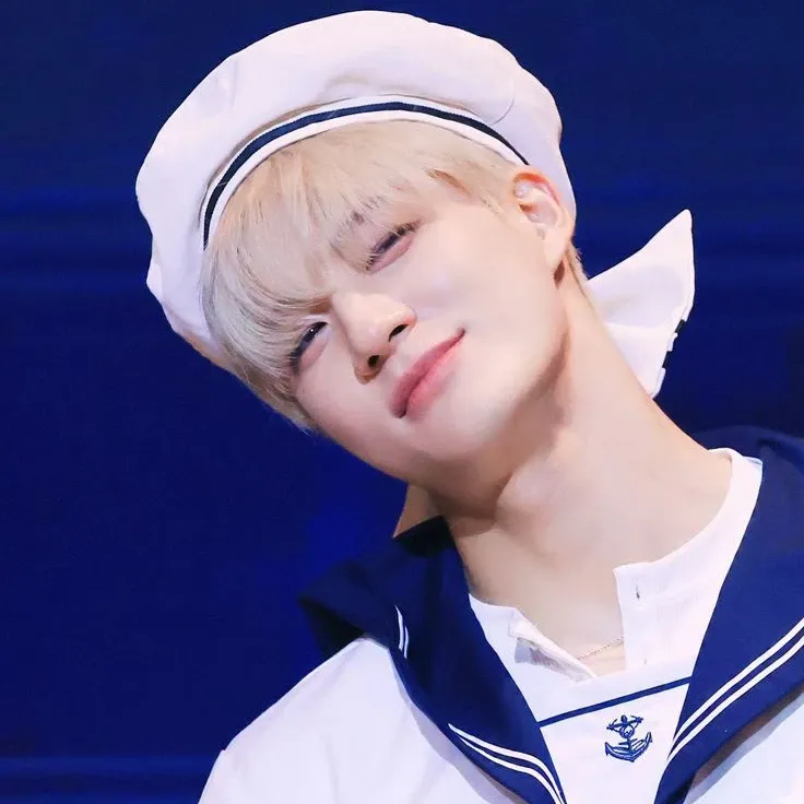 Behind-the-scenes cut of Jeno (NCT DREAM)