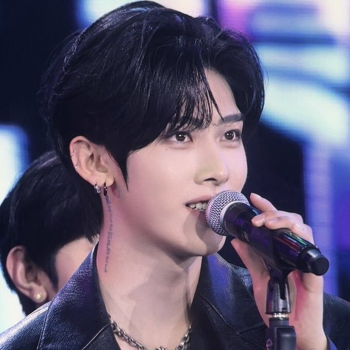 Behind-the-scenes cut of Ricky (ZEROBASEONE)