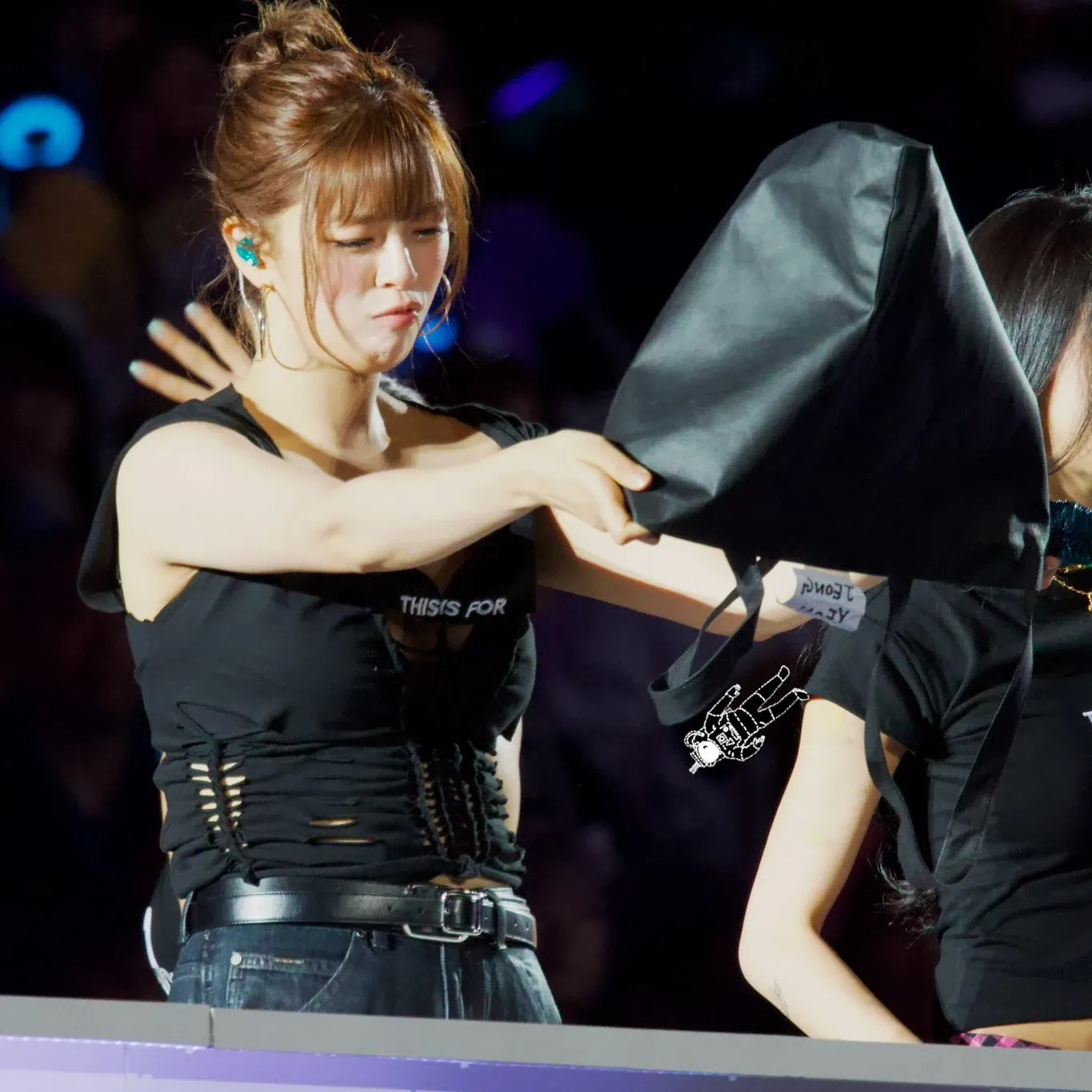 Behind-the-scenes cut of Jeongyeon (TWICE)