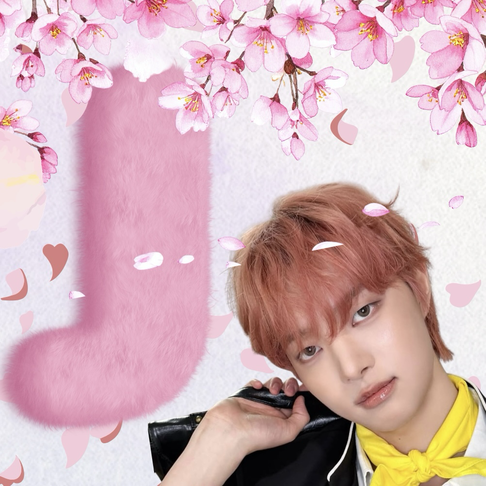 Recent activity shot of EJ (&TEAM)