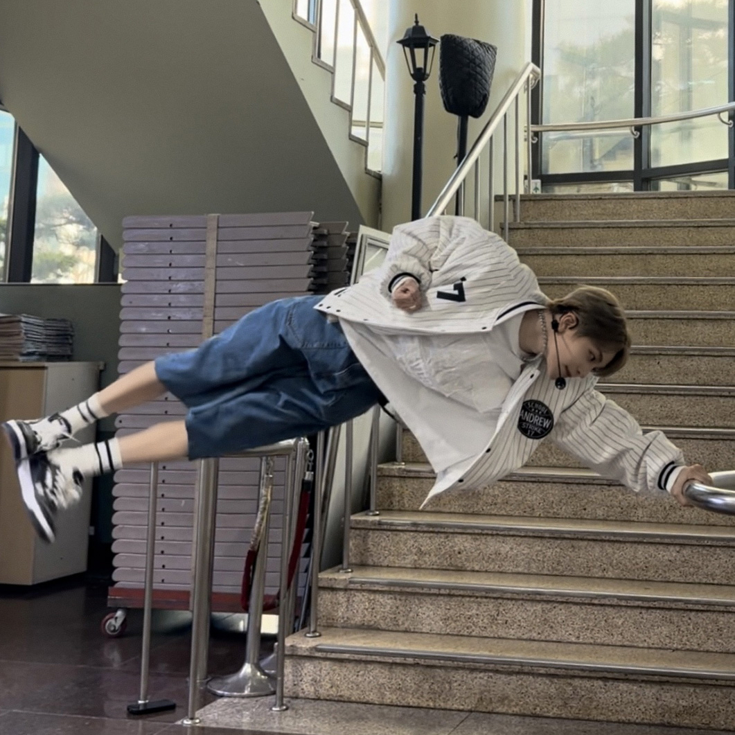 허씬롱 (알파드라이브원)의 비하인드 컷