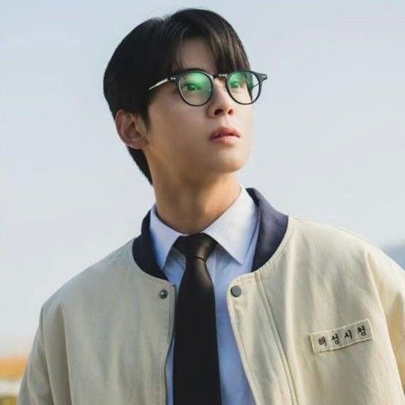 A moment captured by Eunwoo (ASTRO)'s fan