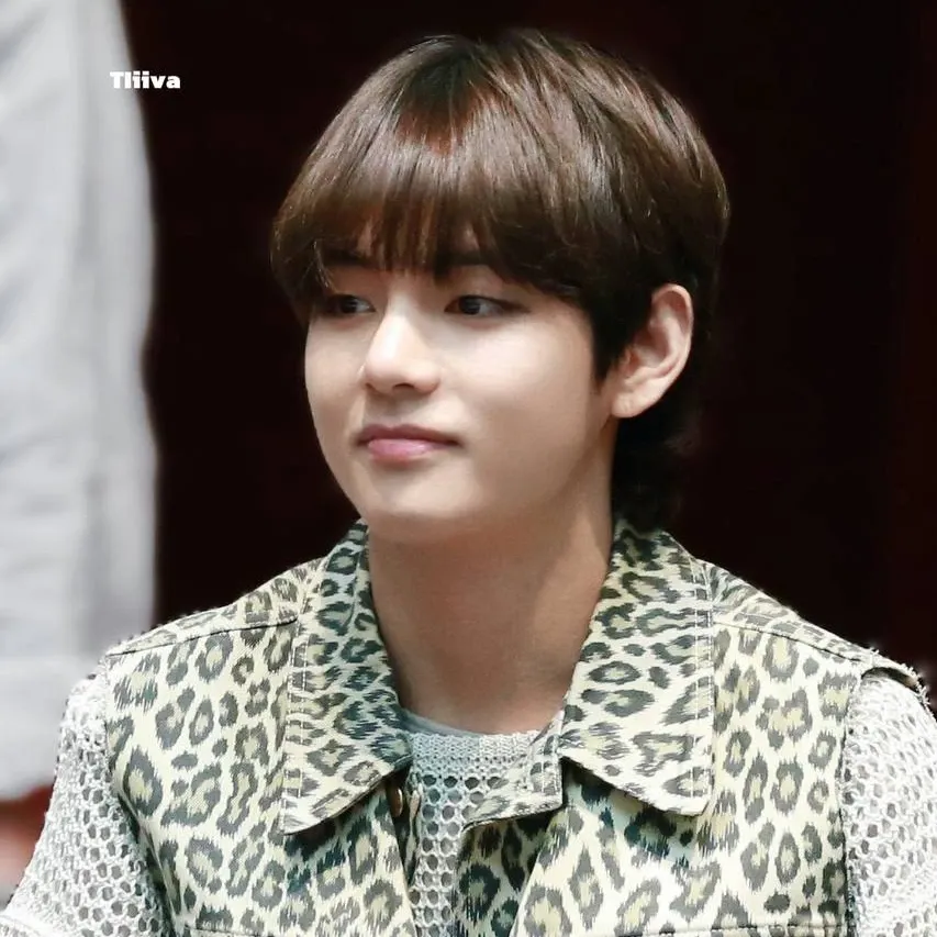 Foto terbaru V (BTS)