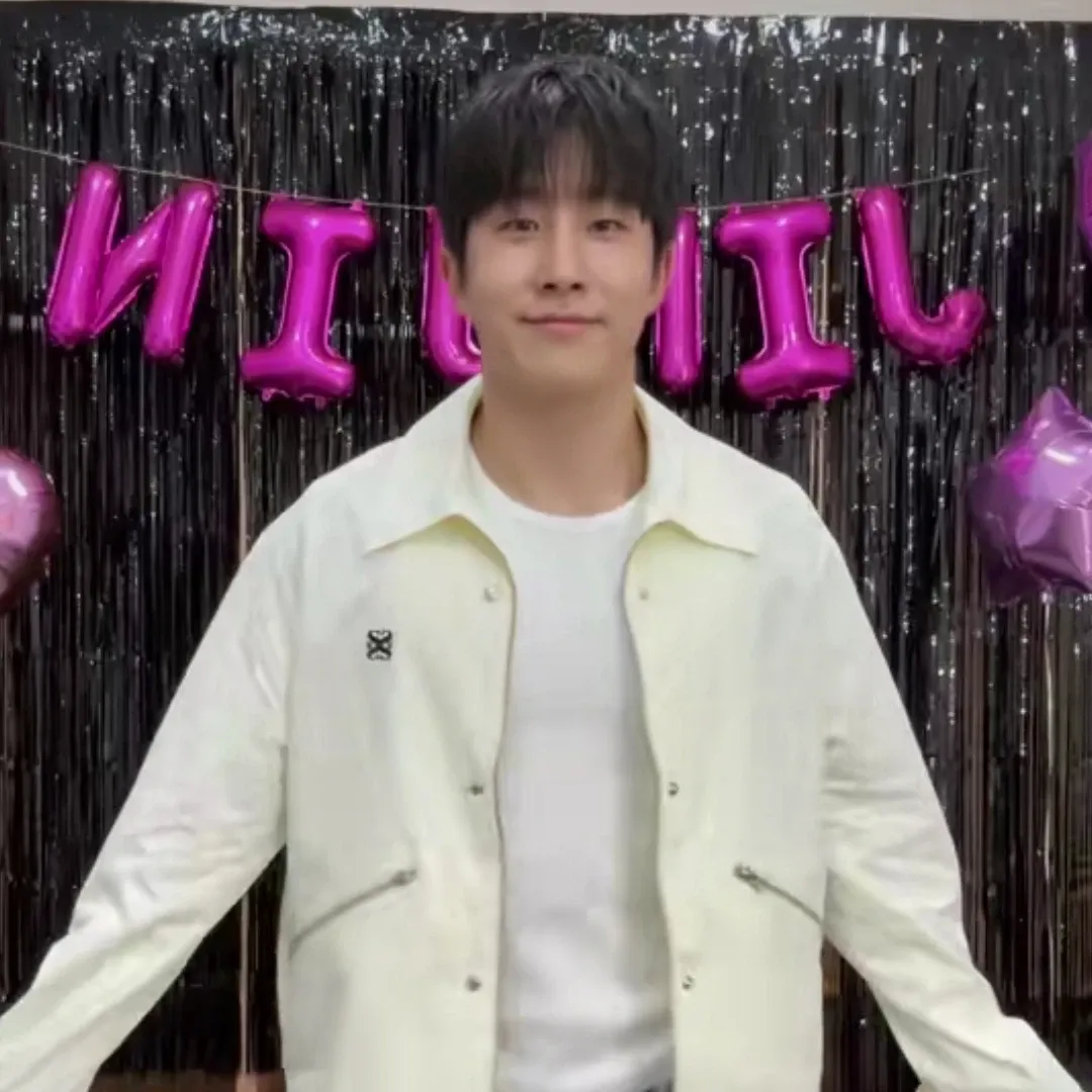 Behind-the-scenes cut of Jinjin (ASTRO)