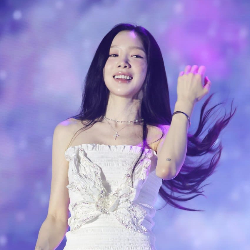 태연 (소녀시대)의 비하인드 컷
