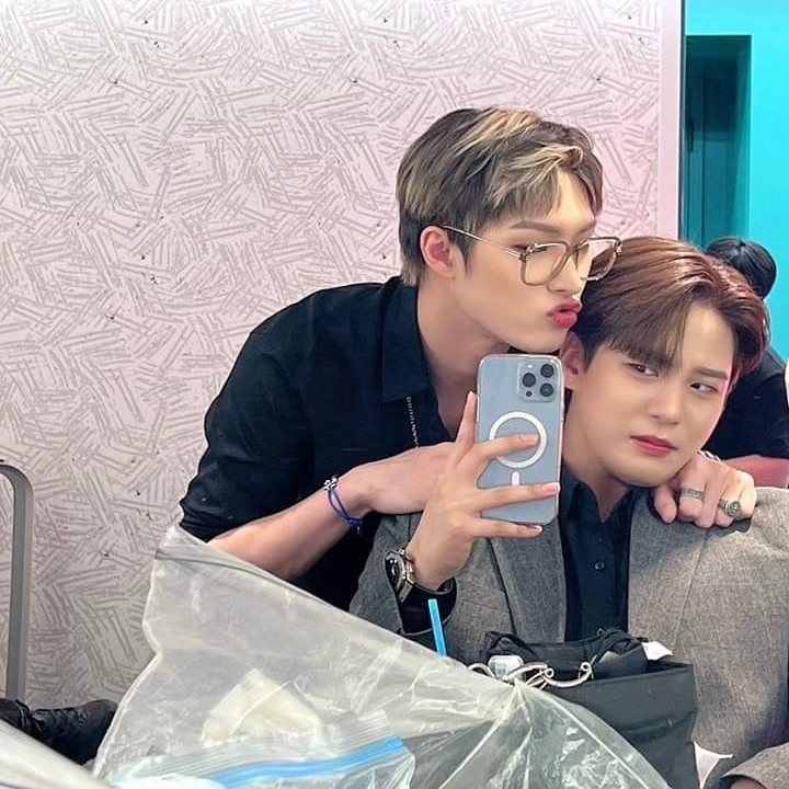 에이티즈 최근 활동샷