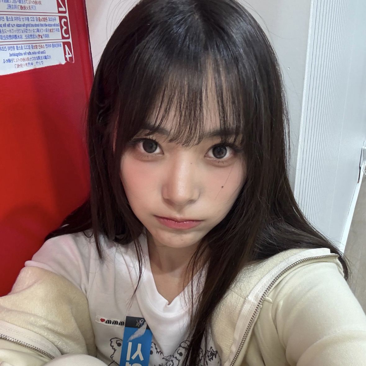 Behind-the-scenes cut of Siyeon (QWER)