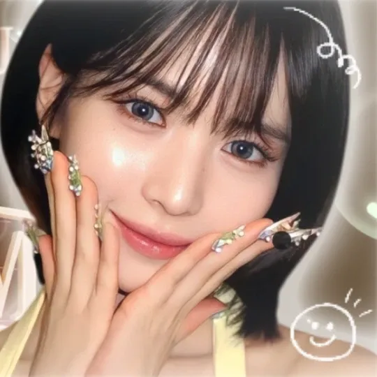 Maya (NiziU)的最新照片