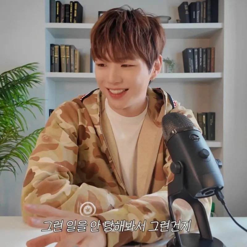 A moment captured by Kang Daniel's fan