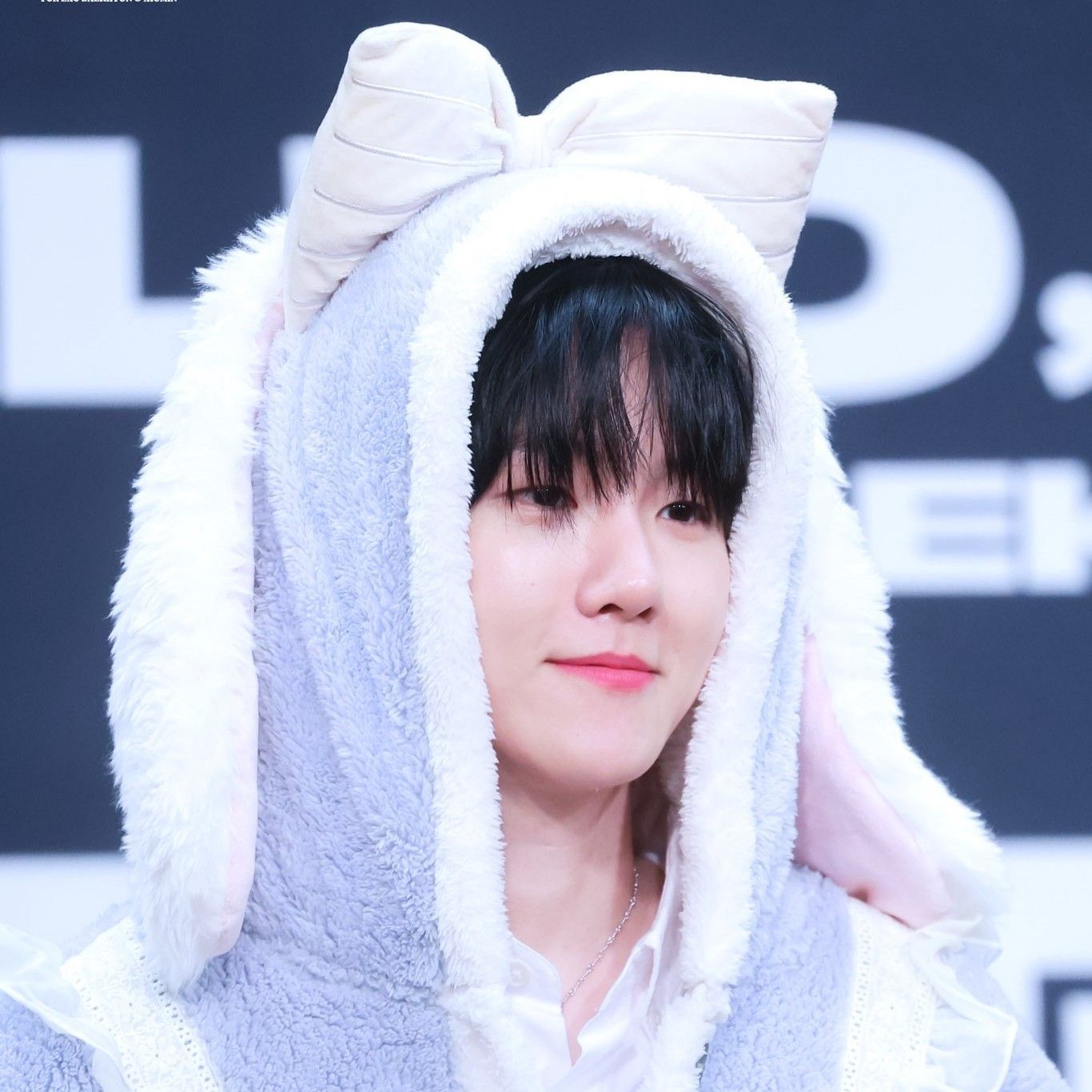 백현 (EXO)의 최신 사진