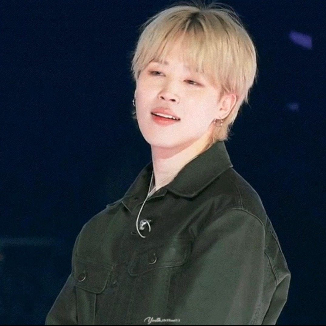 智旻 (防弹少年团)粉丝拍下的瞬间