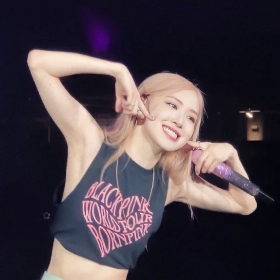 로제 (BLACKPINK)의 비하인드 컷