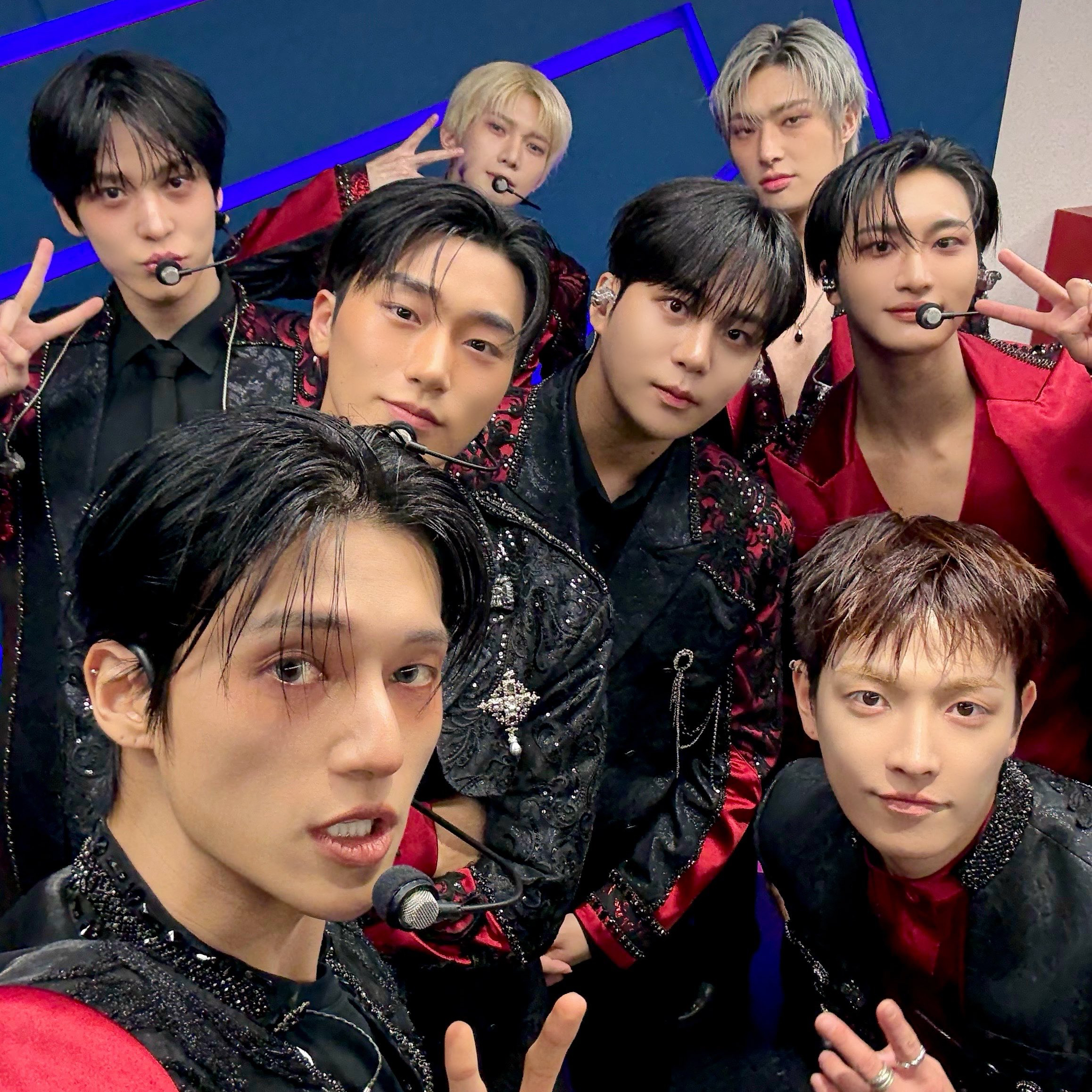 ATEEZの舞台裏ショット