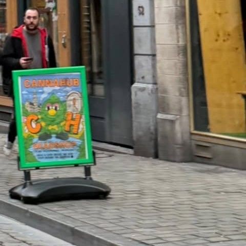 華莎 (MAMAMOO)的最新活動照片