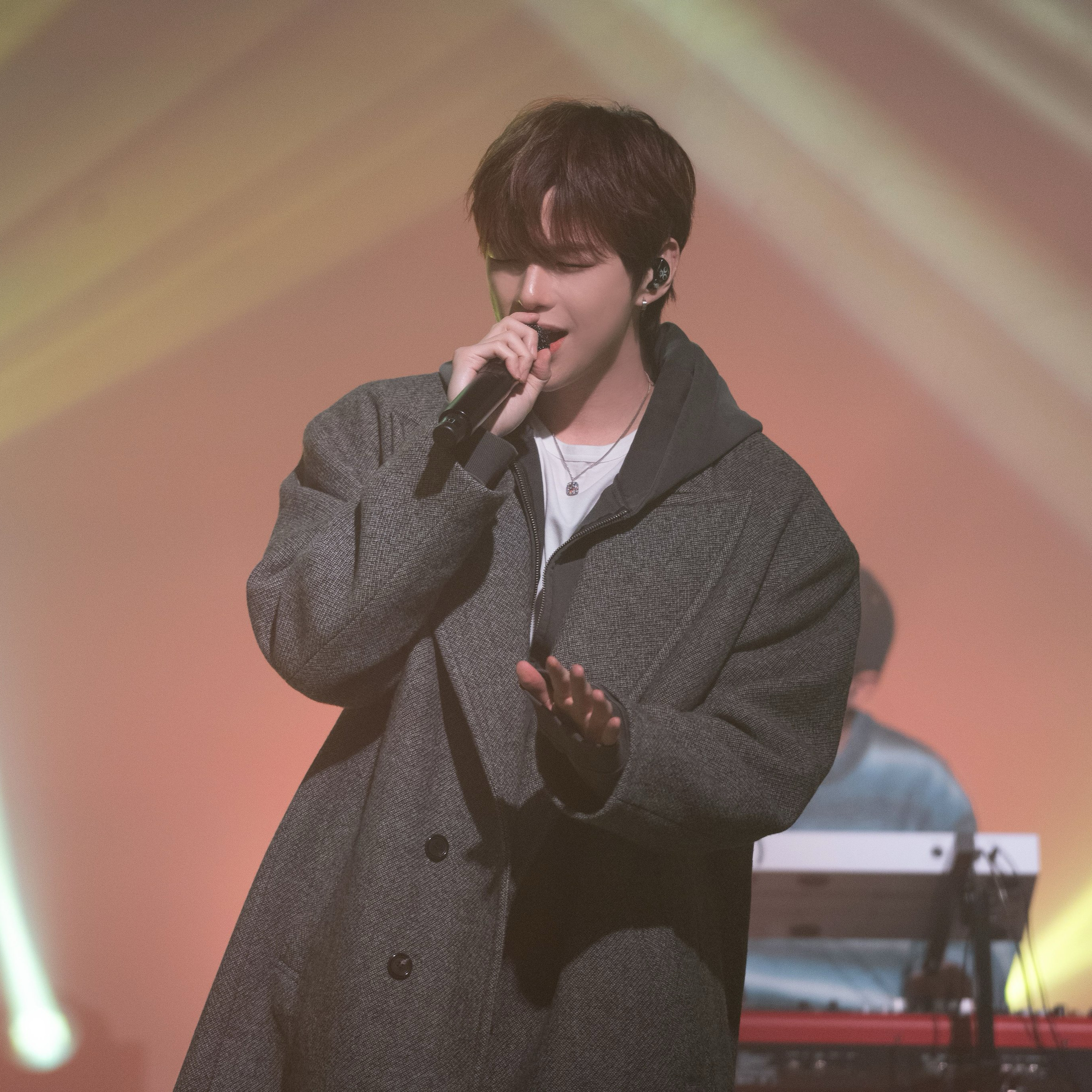 A moment captured by Kang Daniel's fan