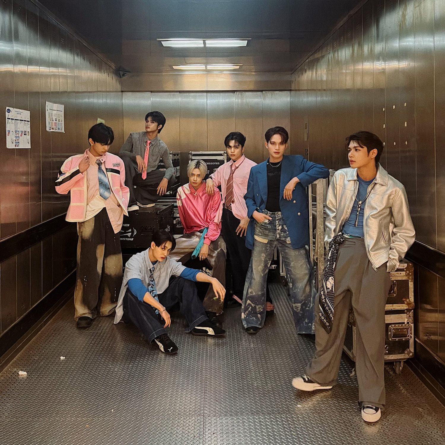 A moment captured by HORI7ON's fan