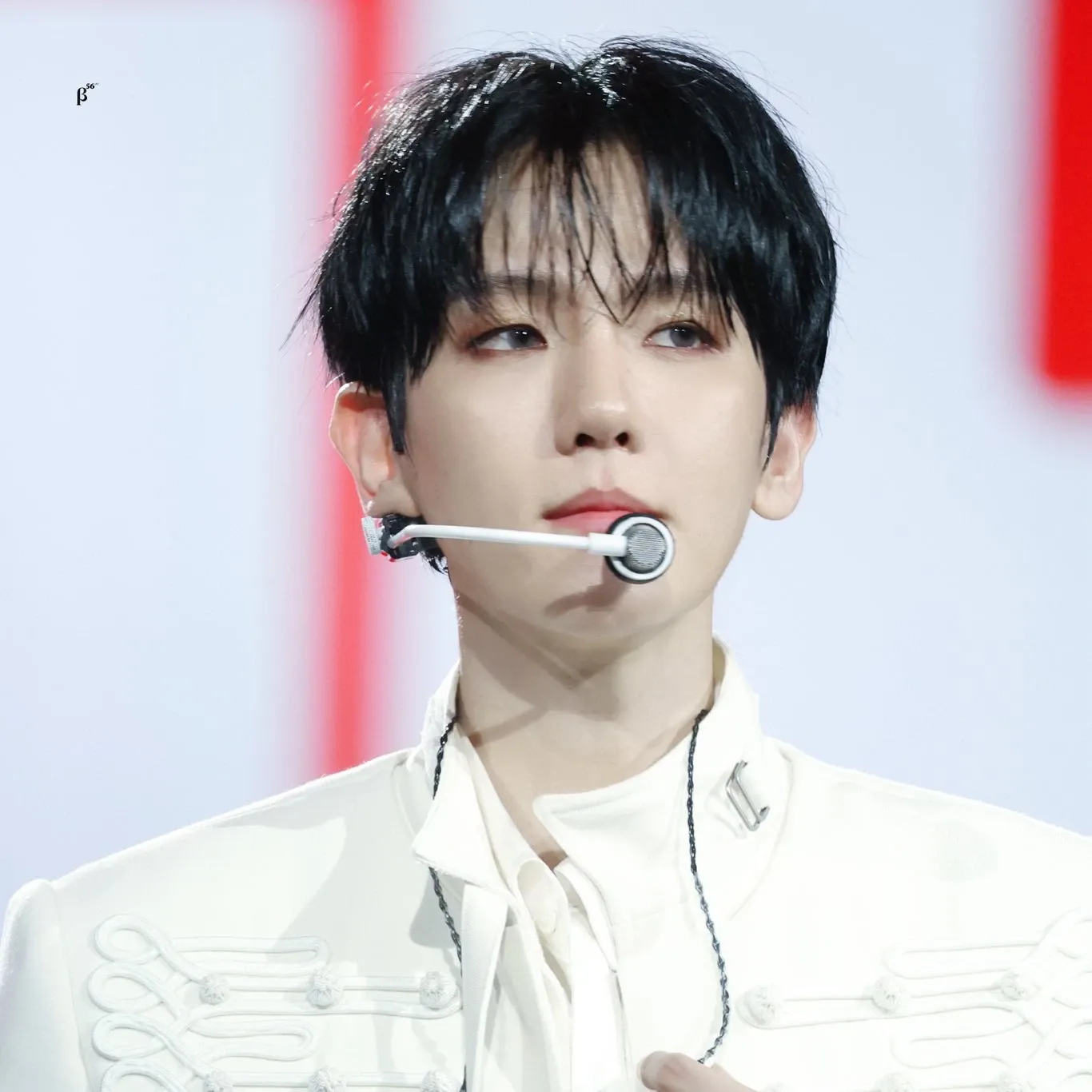 伯賢 (EXO)粉絲拍下的瞬間