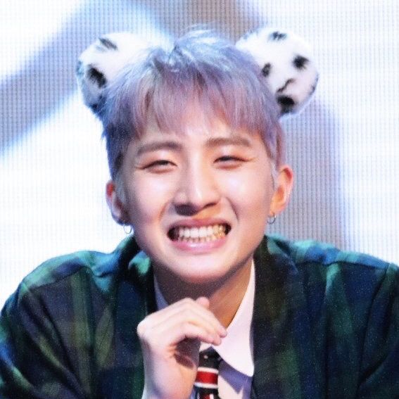 Behind-the-scenes cut of Hui (PENTAGON)