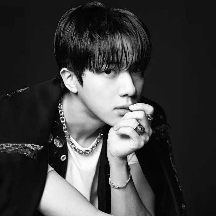 Foto terbaru Jin (BTS)