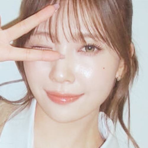 A moment captured by Mayuka (NiziU)'s fan