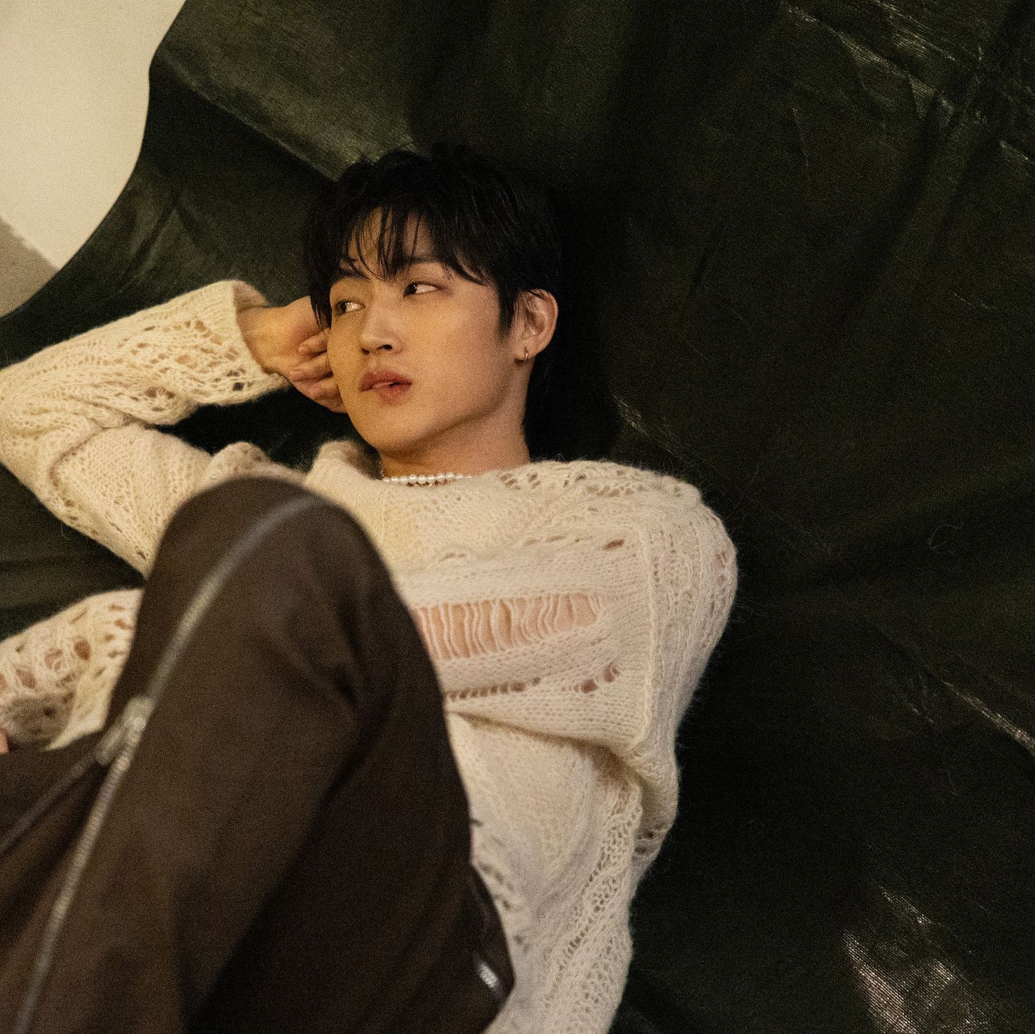 Behind-the-scenes cut of JAY B (GOT7)