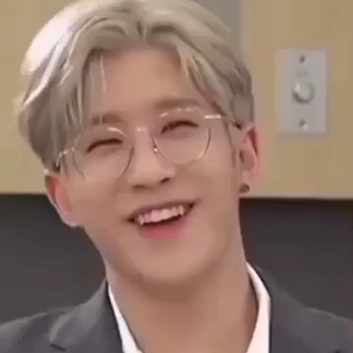 Latest photo of Jinjin (ASTRO)