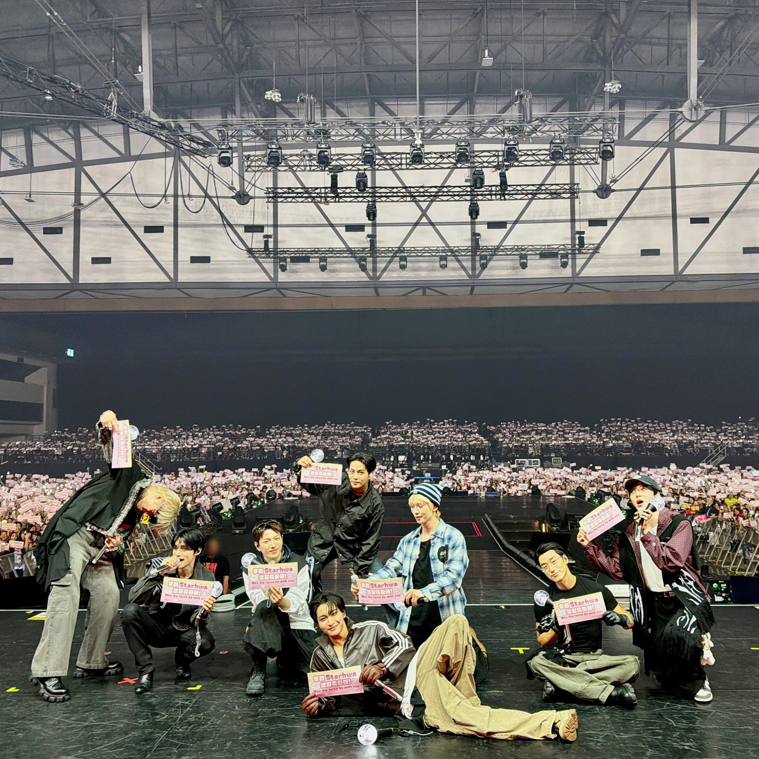 에이티즈 최근 활동샷