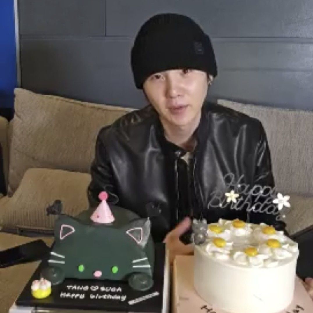 Foto aktivitas terbaru BTS