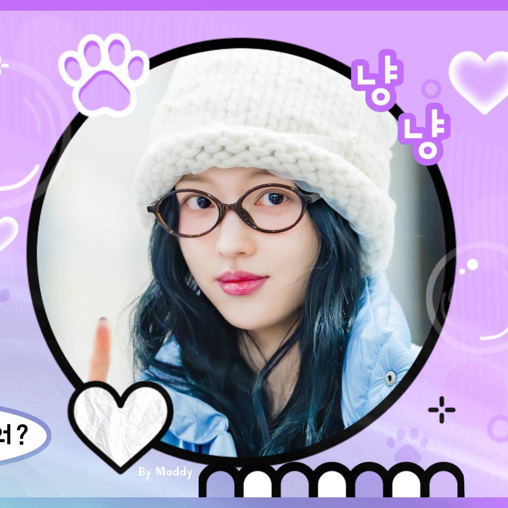 Recent activity shot of Yooa (OH MY GIRL)