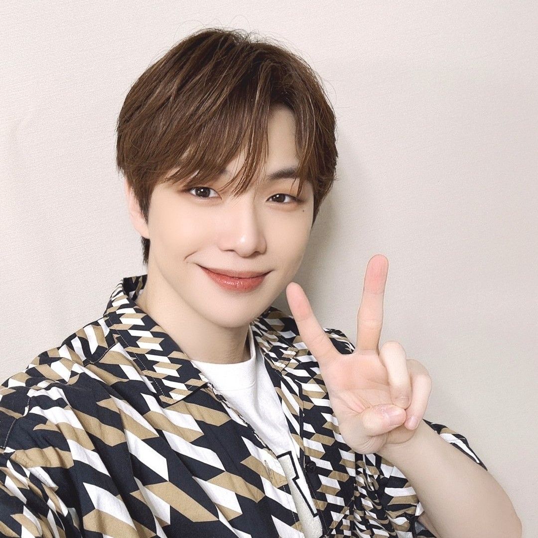 Recent activity shot of Kang Daniel