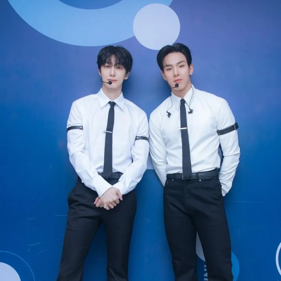 Foto aktivitas terbaru MONSTA X
