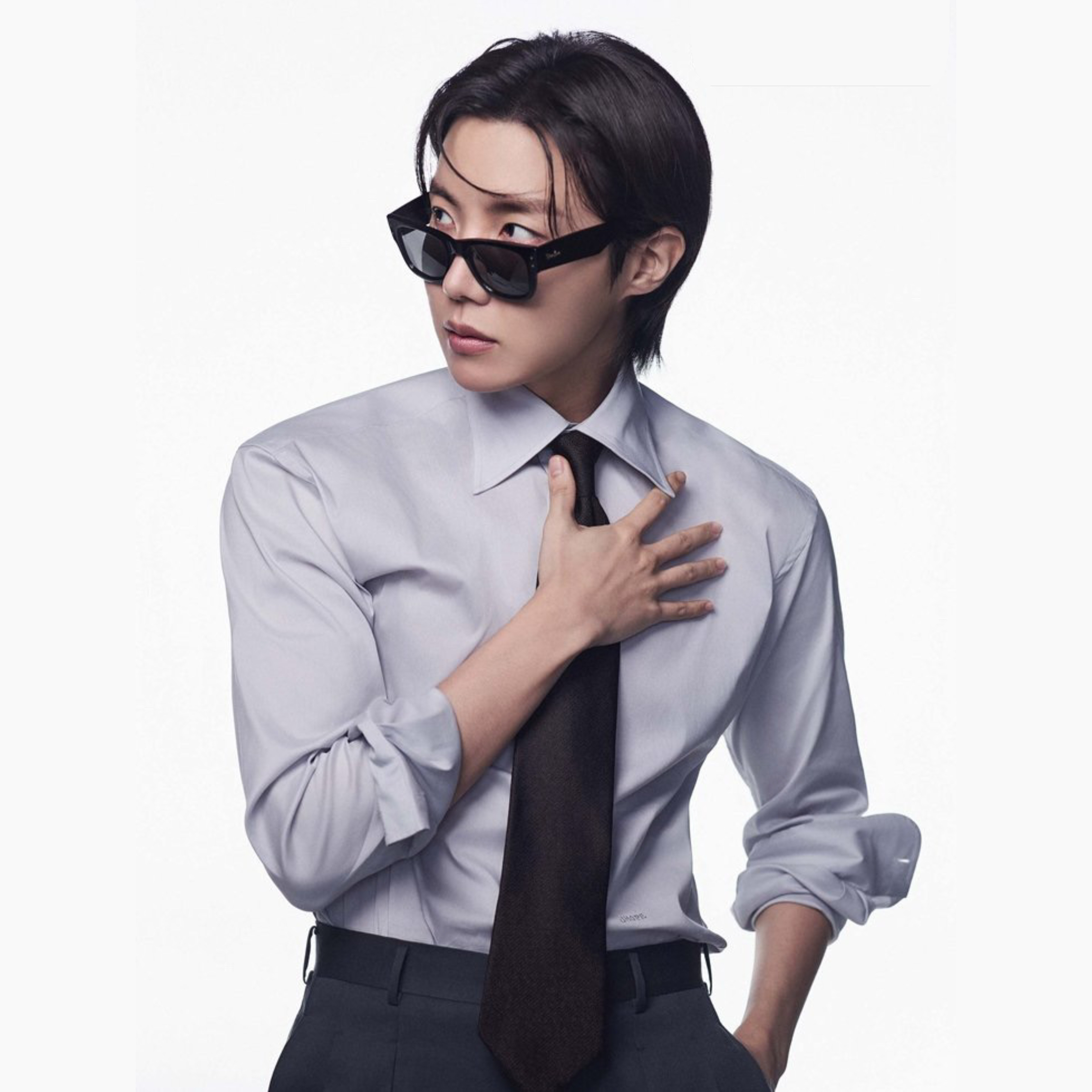 J-hope (防彈少年團)的幕後花絮