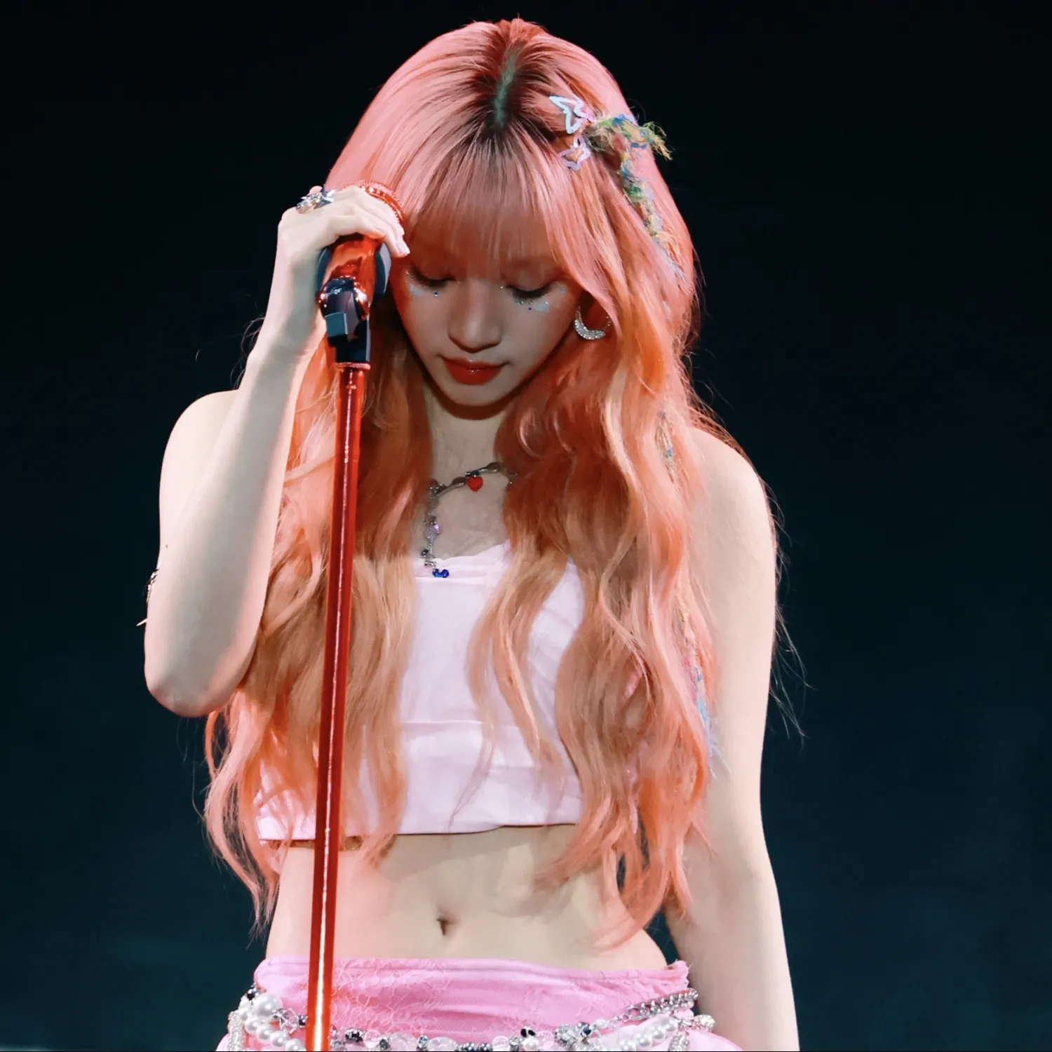 A moment captured by Yuqi (i-dle)'s fan