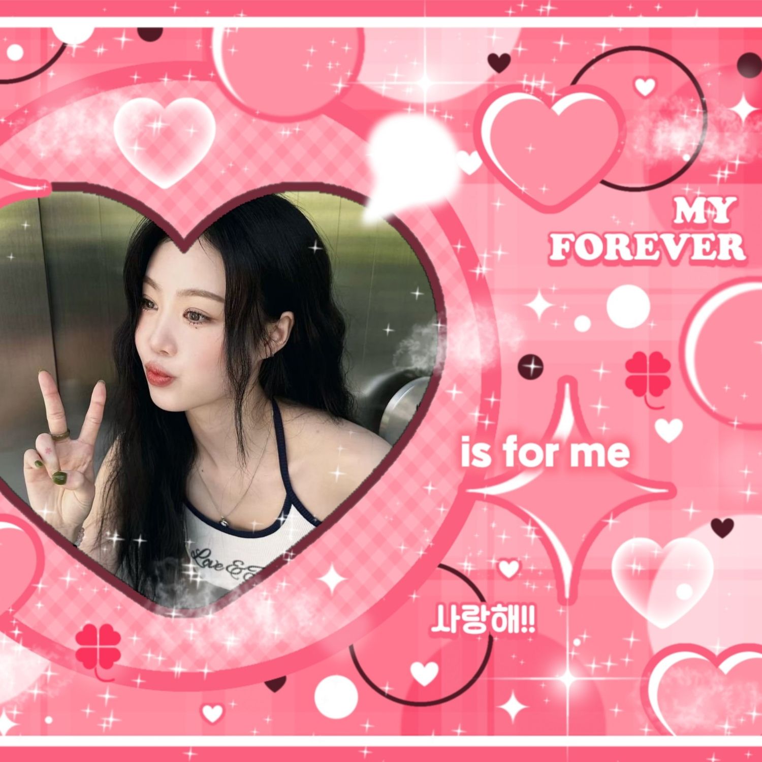 A moment captured by Soojin's fan