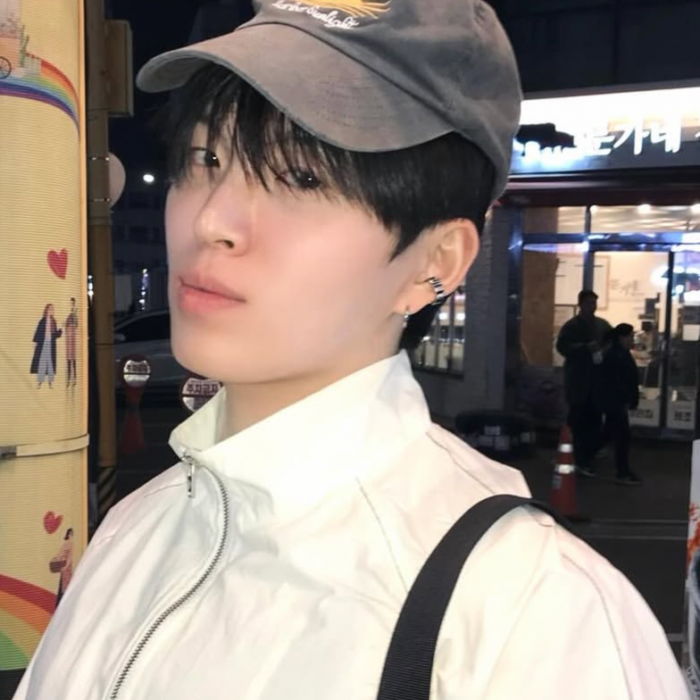 Latest photo of HEECHAN (DKB)