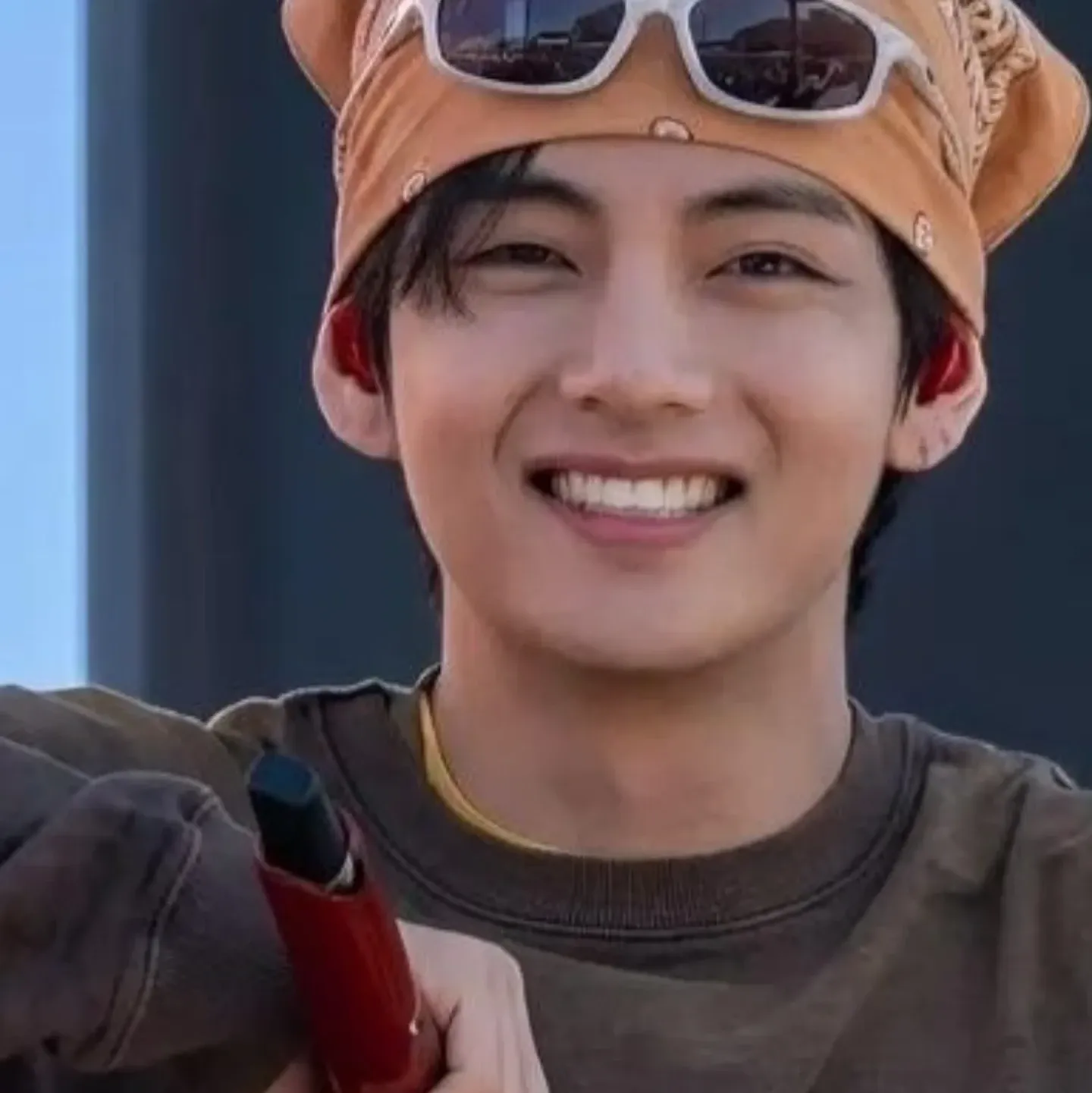 뷔 (방탄소년단)의 최신 사진