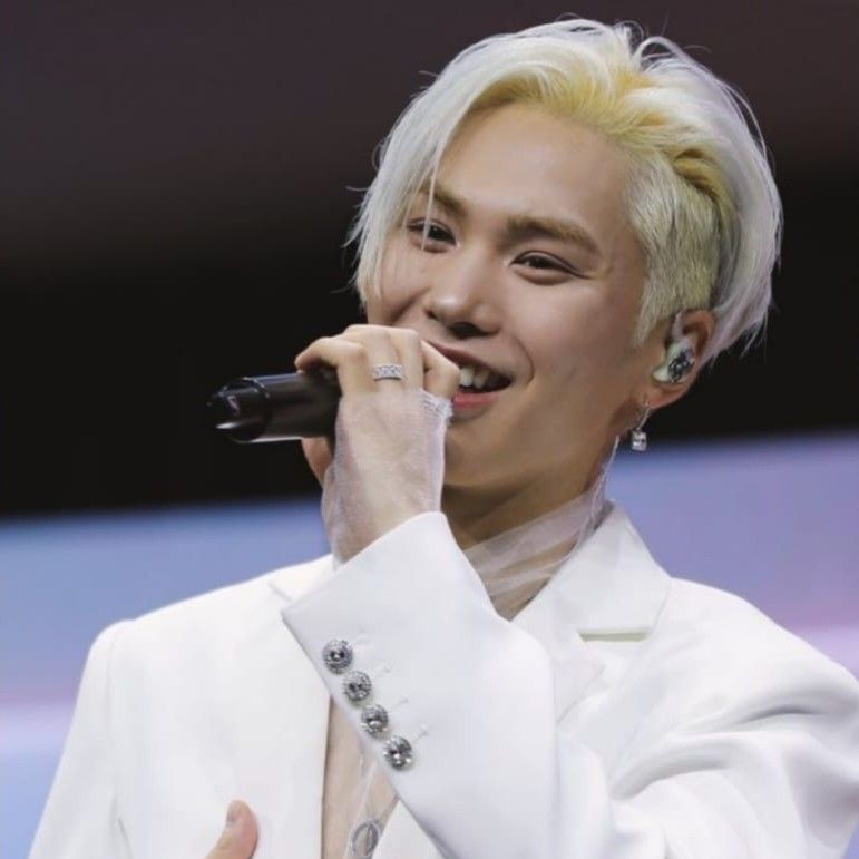 Behind-the-scenes cut of Rocky