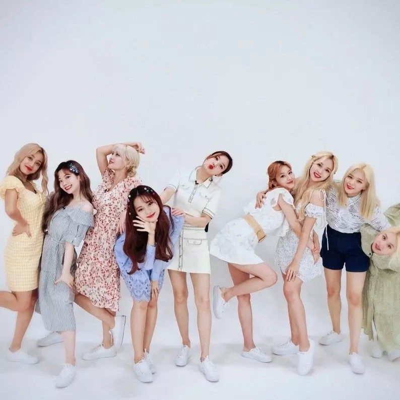 TWICE 최근 활동샷