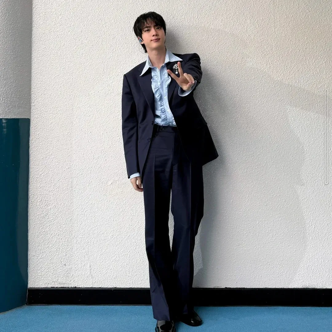 Foto terbaru Jin (BTS)