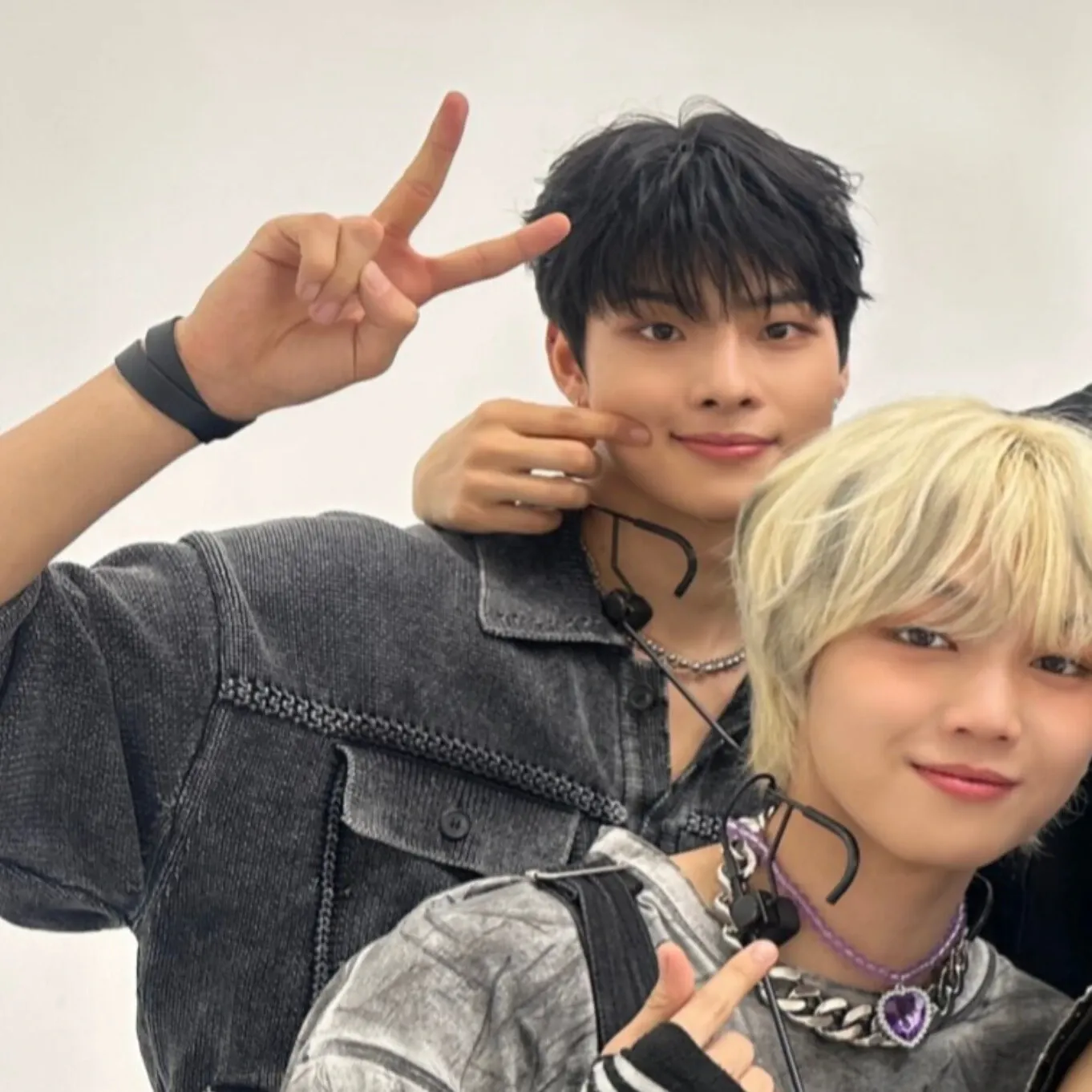 Latest photo of YOUNITE