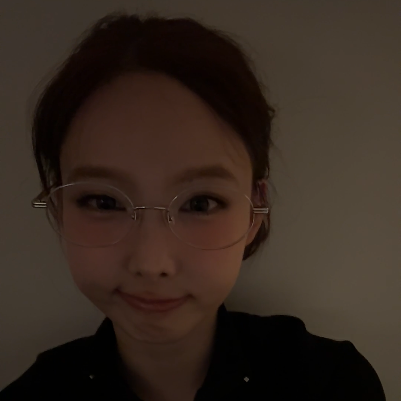 Behind-the-scenes cut of Nayeon (TWICE)