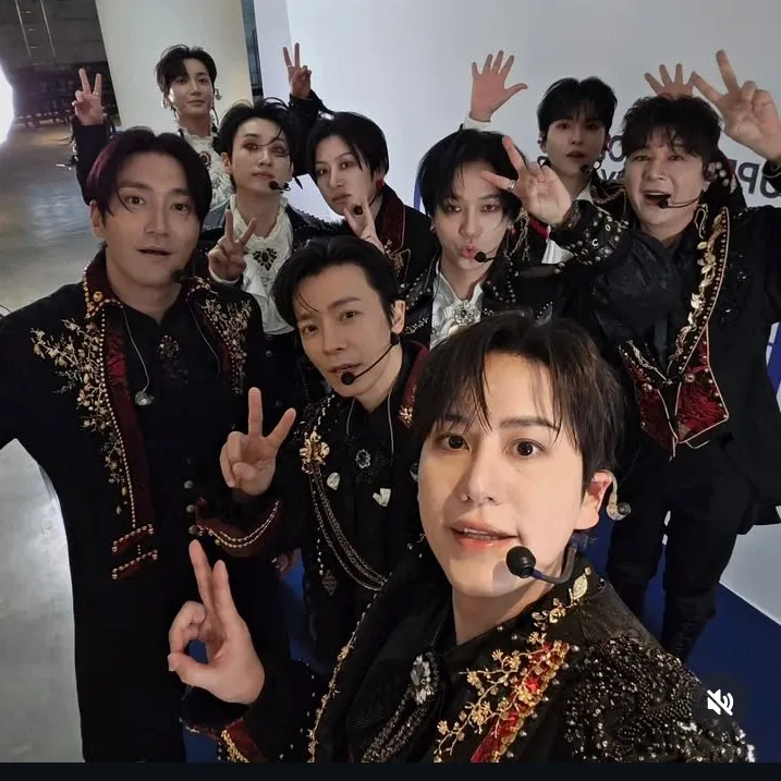Momen yang diabadikan oleh penggemar Super Junior