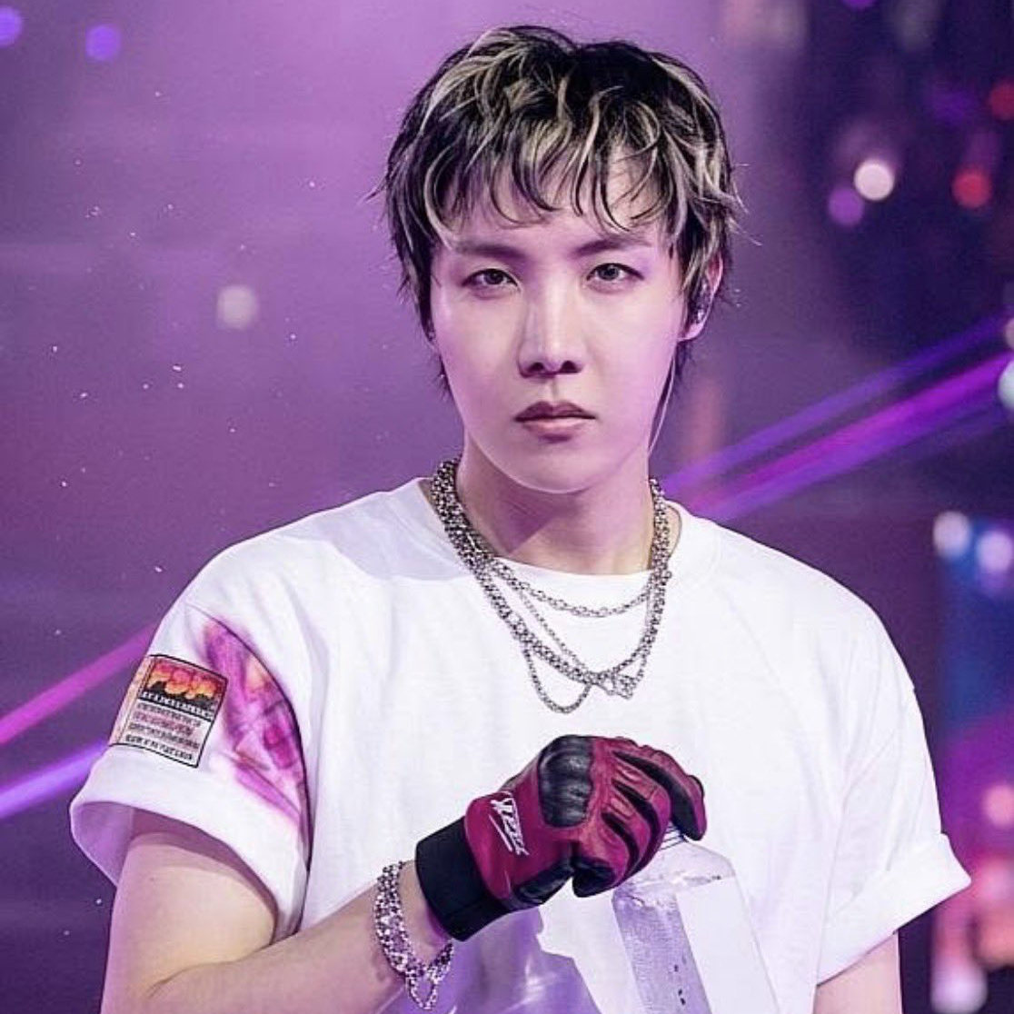 Behind-the-scenes cut of j-hope (BTS)