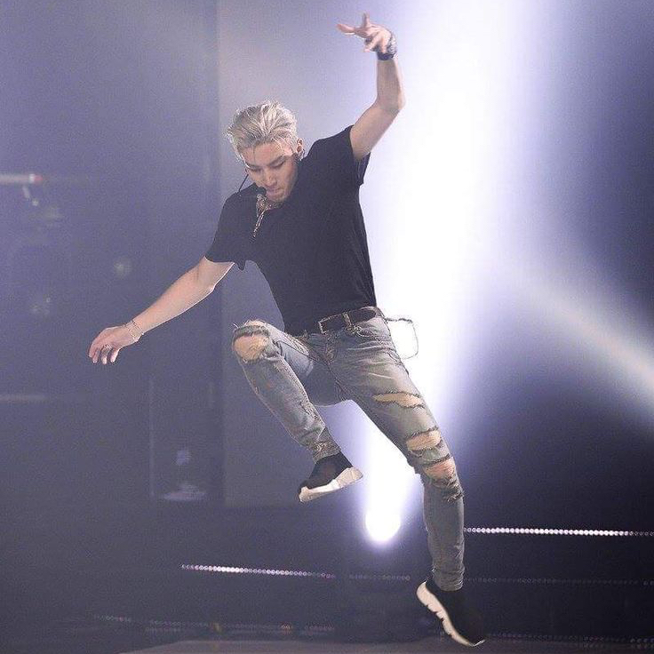 Behind-the-scenes cut of Jongup (B.A.P)